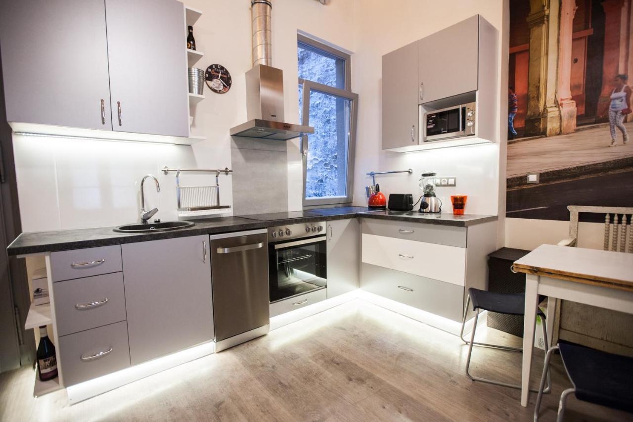 N42 By Small Home بودابست المظهر الخارجي الصورة